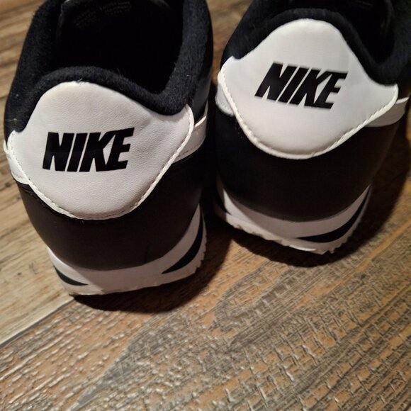 Nike Cortez shoes - Picture 7 of 11